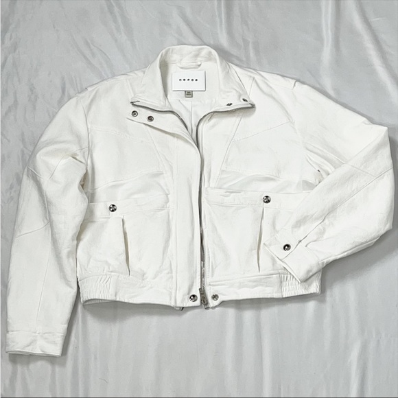 BlankNYC So Icy White Crepe Bomber Jacket SzXS Mesh Elastic Panel &Patch Pockets - Picture 14 of 16